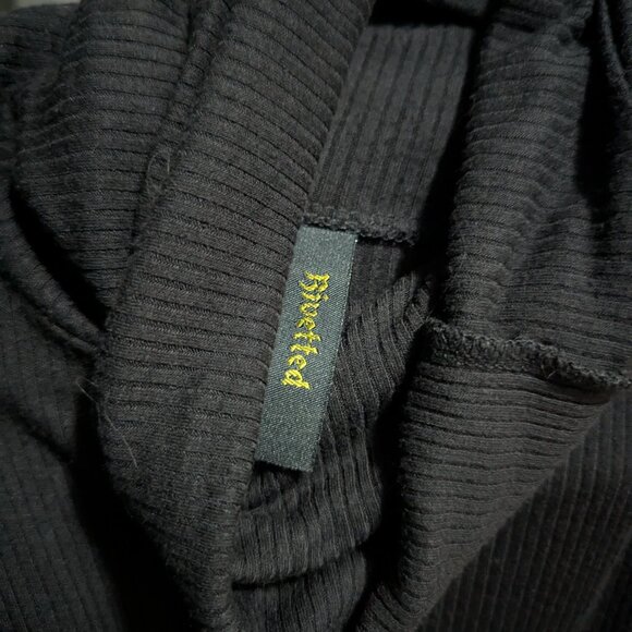 Rivetted Official Ninja Slit Dress Black Medium - Picture 4 of 7